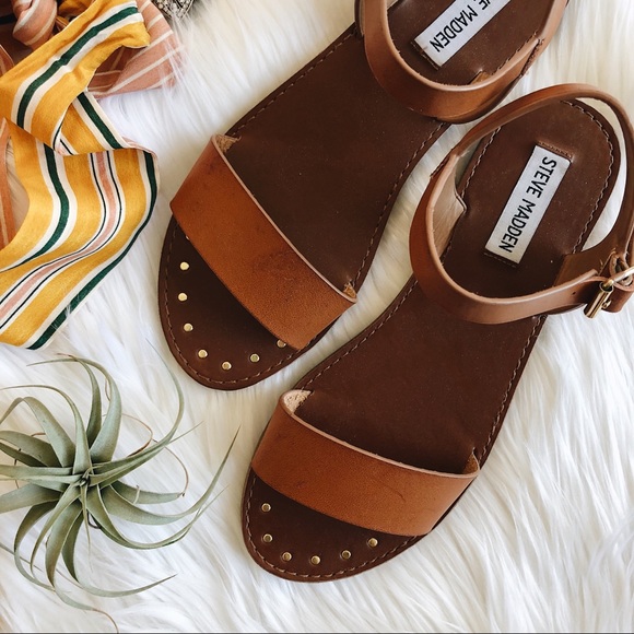 Steve Madden Shoes - Steve Madden open toe sandals